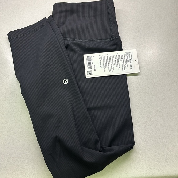NWT Lululemon Wunder Train Ribbed - Picture 3 of 5